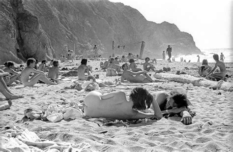 teen nudists pictures|25 Pictures That Show Just How Far Out Beach Life Was In 70s